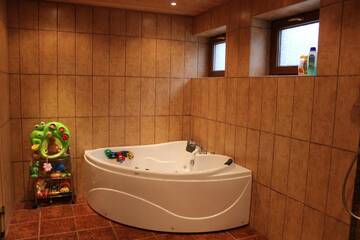 Фото номера Загородный дом с сауной Гостевой дом Krapi Guesthouse г. Treimani 36