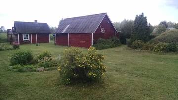 Фото номера Дом с 4 спальнями Загородные дома Treimani Summer House г. Treimani 41