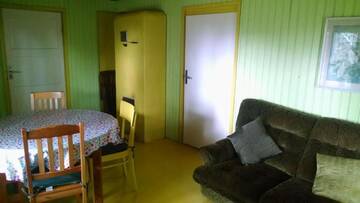 Фото номера Дом с 4 спальнями Загородные дома Treimani Summer House г. Treimani 47