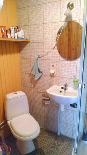 Фото номера Дом с 4 спальнями Загородные дома Treimani Summer House г. Treimani 25