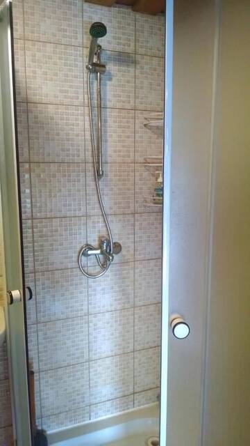 Фото номера Дом с 4 спальнями Загородные дома Treimani Summer House г. Treimani 24